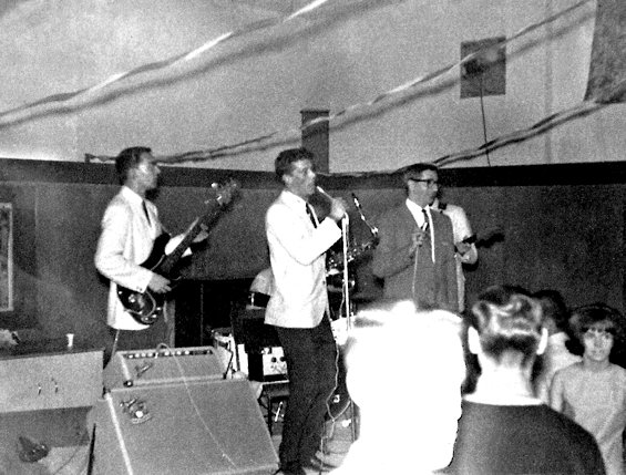 The Crescendos