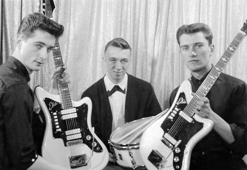 Bob Joss, Barry Newcomb,
                              Lyle Thauberger
